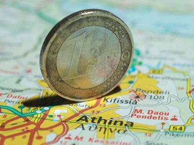 Βαρύ το… «κουστούμι» για την παραμονή στο ευρώ