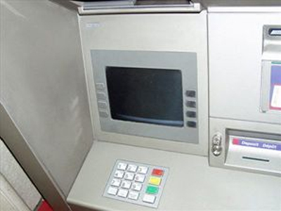 Διέρρηξαν υποκατάστημα τράπεζας στην Αγία Βαρβάρα