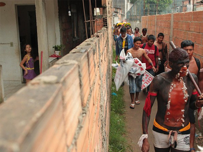 Βραζιλία: Αυτόχθονες επιτέθηκαν με βέλη κατά αστυνομικών