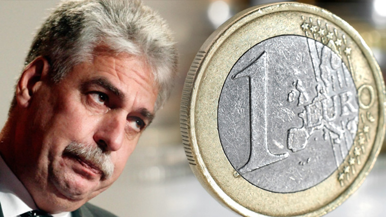 Υπουργός Οικονομικών της Αυστρίας: Ασφαλείς οι ελληνικές τράπεζες Υπουργός Οικονομικών της Αυστρίας: Ασφαλείς οι ελληνικές τράπεζες