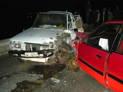 Σφοδρή σύγκρουση δυο Ι.Χ. στη Λ. Κηφισίας