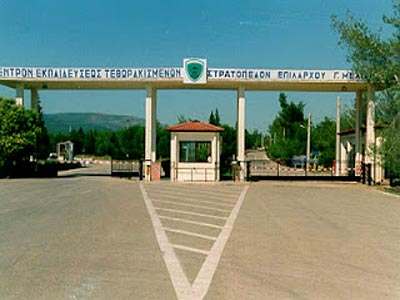 Έρευνα για κακοποίηση αδέσποτου από οπλίτη