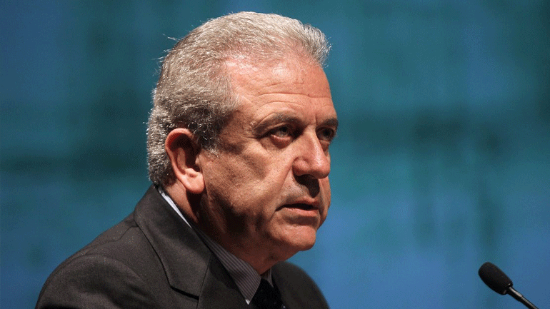 Δ. Αβραμόπουλος: «Η λύση για το προσφυγικό πρέπει να είναι πολιτική»