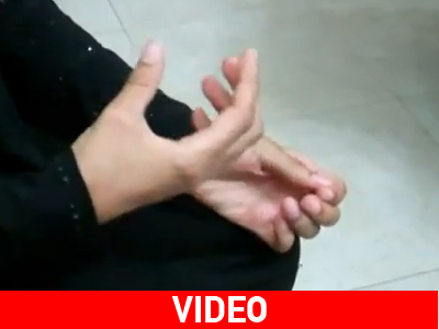 «Ξυλοκοπούν» μαθήτριες στο Μπαχρέιν