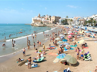 Απαγορεύονται τα μπικίνι στην παραλία