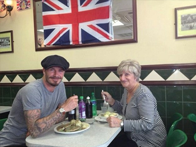 Δείπνο με τη μητέρα!