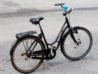 Έκοβε βόλτες με… κλεμμένο ποδήλατο