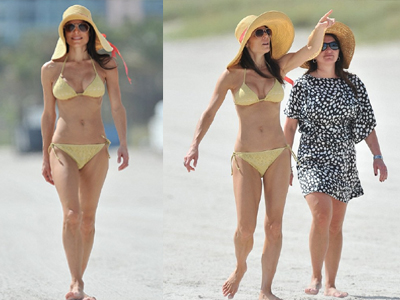 Άλλη μια ημέρα με μπικίνι