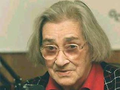 Τίμησαν την Ελένα Μπόνερ