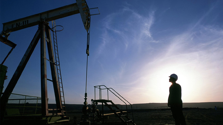 «Τσίμπησε» το πετρέλαιο