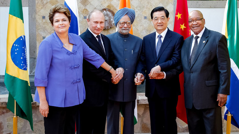 BRICS 2025: Ο δύσκολος δρόμος προς έναν πολύ-πολικό κόσμο