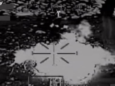 «Έπληξαν» συστήματα επικοινωνίας του Καντάφι