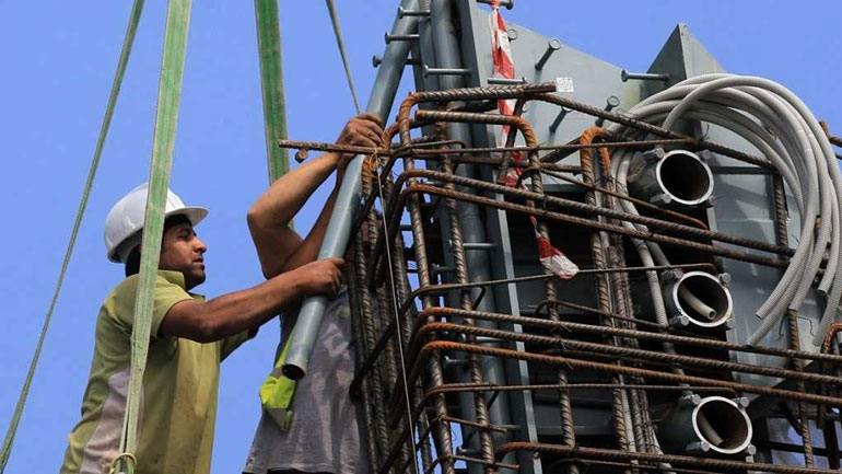 Θεσσαλονίκη: Διαμαρτυρία οικοδόμων στο ΙΚΑ