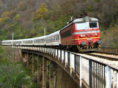 Βουλγαρία: «Ψαλίδι» στα δρομολόγια τρένων λόγω μειώσεων στα κρατικά κονδύλια