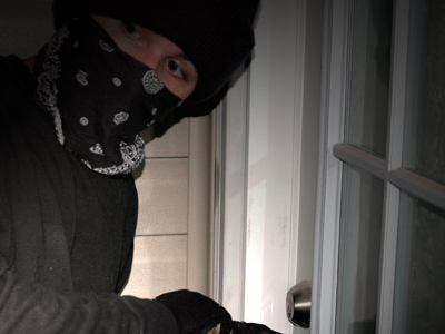 Ανήλικος κατηγορείται για διάρρηξη