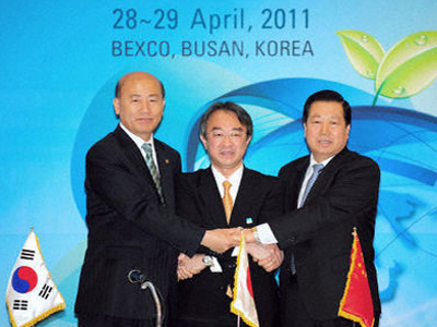 Ενωμένοι στην αντιμετώπιση φυσικών καταστροφών