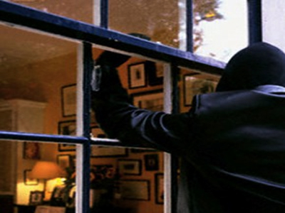 Νύχτα τρόμου για ζευγάρι ηλικιωμένων στη Δάφνη