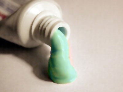 Καβάλα: Έκρυψε κάνναβη στο κουτί της οδοντόκρεμας