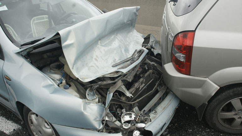 Γέμισε συντρίμμια η Περιφερειακή Θεσσαλονίκης