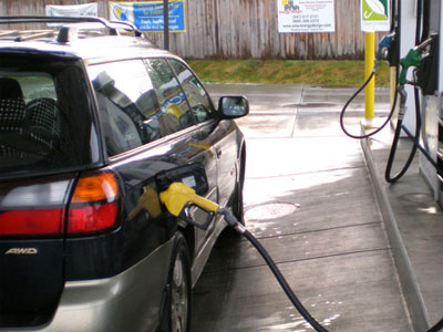 ΟΒΕ: Πανάκριβα λόγω φόρων τα καύσιμα στην Ελλάδα