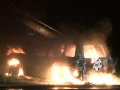 «Λαμπάδιασε» αυτοκίνητο στα Εξάρχεια