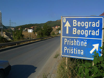 Χαμόγελα στο Κόσοβο για τη συμφωνία με τη Σερβία