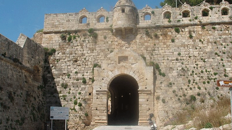 Ρέθυμνο: Από το Ενετικό Τείχος στο… νοσοκομείο