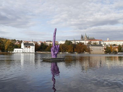 Το δάχτυλο της αντίδρασης