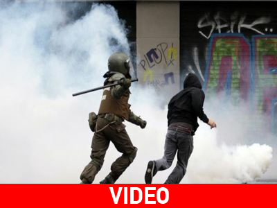 Πεδίο μάχης το κέντρο του Σαντιάγκο με αφορμή τελετή για τον Πινοσέτ