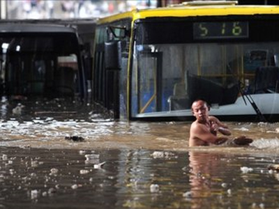 Τεράστιο το οικονομικό κόστος από τις πλημμύρες στην Κίνα