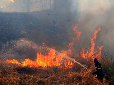 Η άμεση επέμβαση της Πυροσβεστικής απέτρεψε τα χειρότερα
