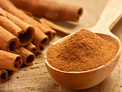 Επικίνδυνη κανέλα με μύκητες στο λιμάνι του Πειραιά