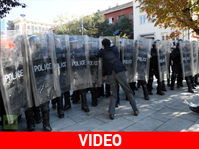 Κόσσοβο: Άγριο ξύλο για τις σχέσεις «καλής γειτονίας» με τη Σερβία