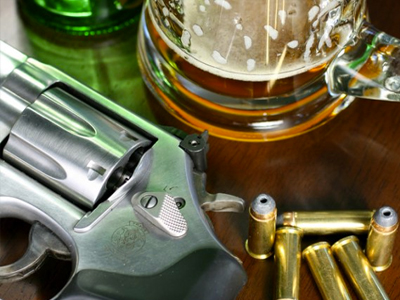 Παγκράτι: Βγήκαν τα όπλα σε κλαμπ Παγκράτι: Βγήκαν τα όπλα σε κλαμπ