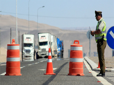 Η βροχή έφερε στην επιφάνεια νάρκες από την περίοδο Πινοσέτ