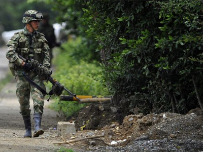 Τραγωδία σε στρατόπεδο στην Κολομβία