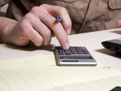 Εκπνέει η προθεσμία για την πρώτη δόση του φόρου εισοδήματος