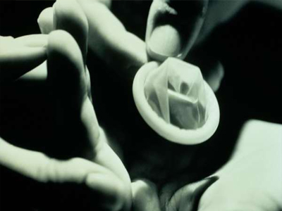 Τέλος το πορνό χωρίς προφυλακτικό στο L.A.!