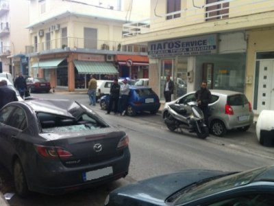 «Ιπτάμενο» ντεπόζιτο απείλησε πεζούς