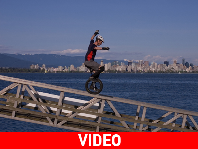 Μια ρόδα φθάνει και περισσεύει!