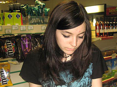 Την ξυλοκόπησε μέχρι θανάτου