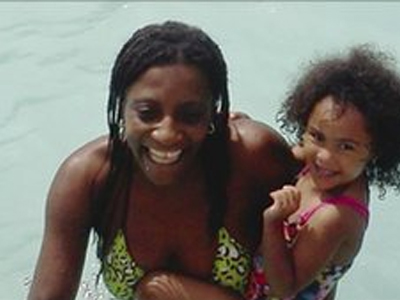 Κολυμπούσαν πάνω από πτώμα για δύο ημέρες