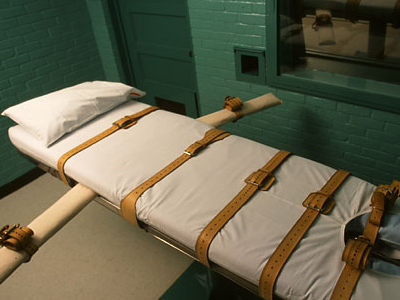 Κατακόρυφη μείωση των θανατικών ποινών το 2010