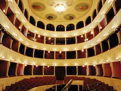 Σήμερα η διανομή των δελτίων θεάματος