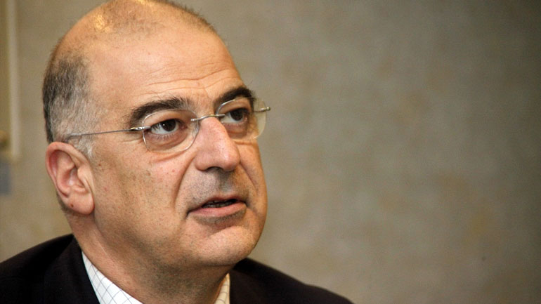 Δένδιας: «Ολοκληρώστε τη διαπραγμάτευση, η οικονομία αργοπεθαίνει»