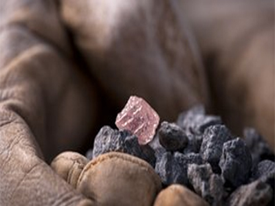 Βρέθηκε το μεγαλύτερο ροζ διαμάντι