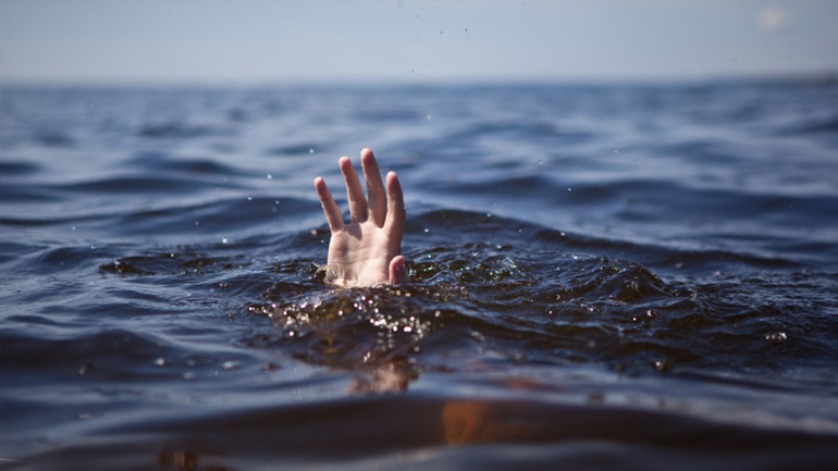 Τελευταίο μπάνιο για λουόμενο στην Αμμουδαρά