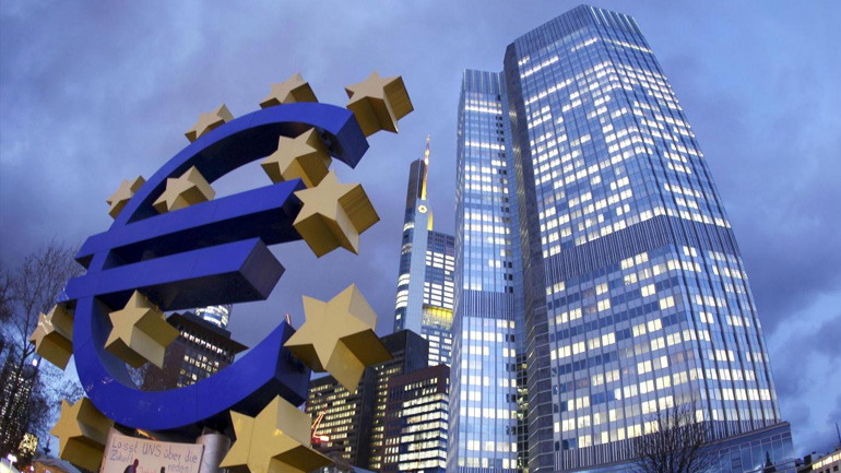 Συμβατό το πρόγραμμα αγοράς ομολόγων της ΕΚΤ με το ευρωπαϊκό Δίκαιο