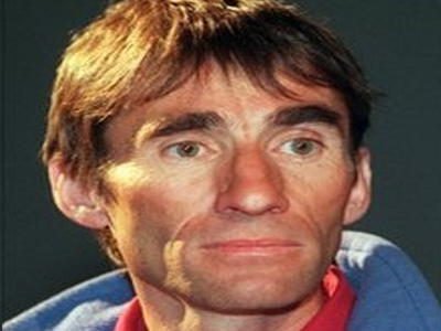 «Βουτιά θανάτου» πασίγνωστου ορειβάτη