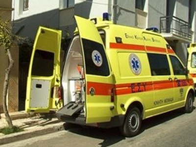 Τροχαίο με ελαφρά τραυματία στη Σύρο